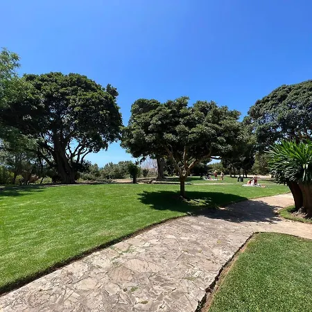 Appartement Impeccable Studio In An Excellent Location Sleeps 4 In The Center Of Arroyo De La Miel And Parque De La Paloma *