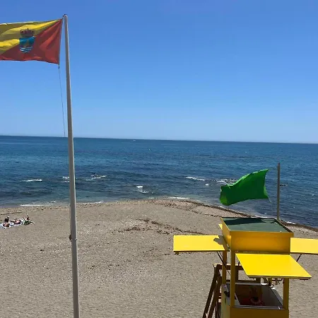 Impeccable Studio In An Excellent Location Sleeps 4 In The Center Of Arroyo De La Miel And Parque De La Paloma * Fuengirola