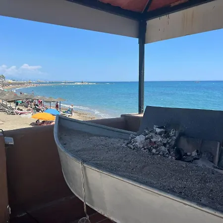 Impeccable Studio In An Excellent Location Sleeps 4 In The Center Of Arroyo De La Miel And Parque De La Paloma * Fuengirola