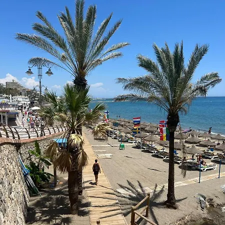 Impeccable Studio In An Excellent Location Sleeps 4 In The Center Of Arroyo De La Miel And Parque De La Paloma * Fuengirola